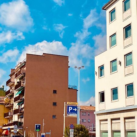 Pang'S Guesthouse Mestre Dış mekan fotoğraf